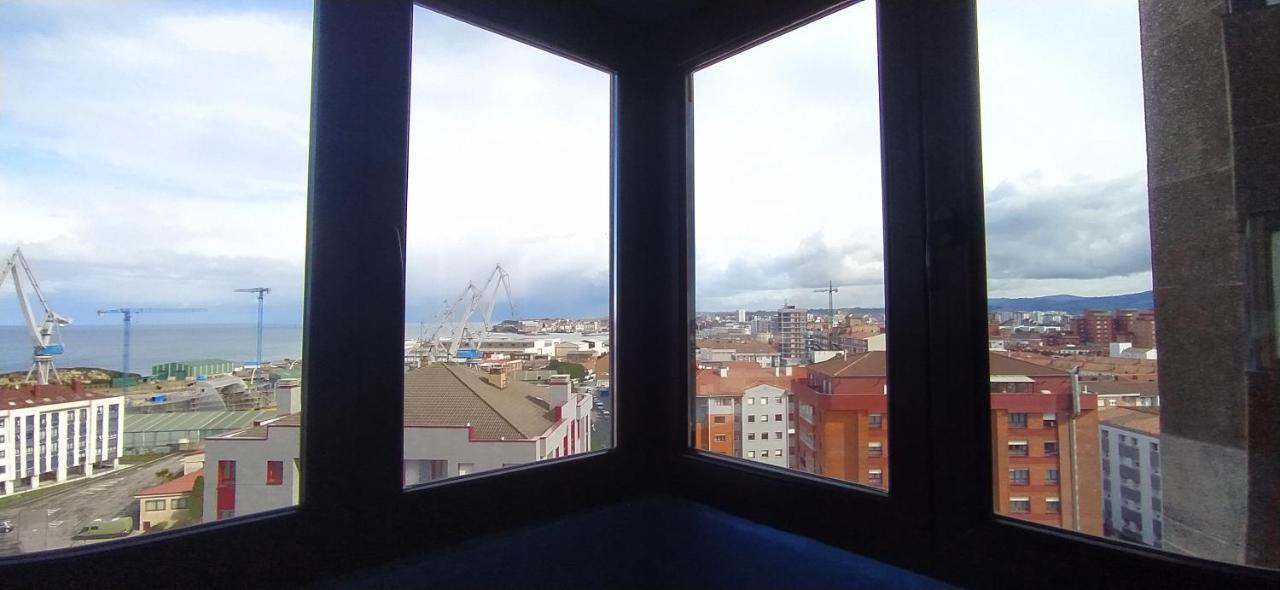 Alojamiento En Playa Del Arbeyal Gijón Exterior foto